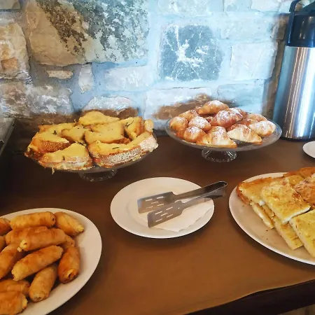 Χρυσοπελεια - Chrisopeleia Lake View Pensionat Neochori (Karditsa)