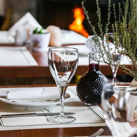 Χρυσοπελεια - Chrisopeleia Lake View 4*