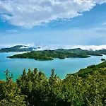 Χρυσοπελεια - Chrisopeleia Lake View Pensionat 4*