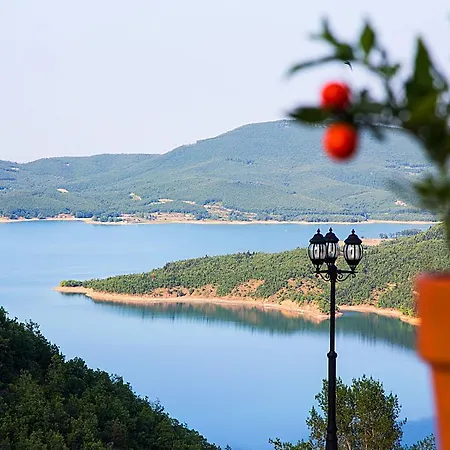 Χρυσοπελεια - Chrisopeleia Lake View Guest house 3*