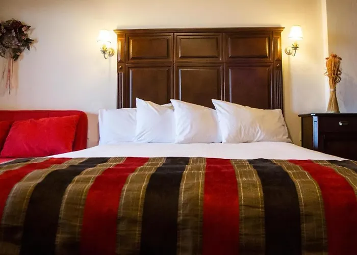 χρυσοπελεια - Chrisopeleia View Neochórion